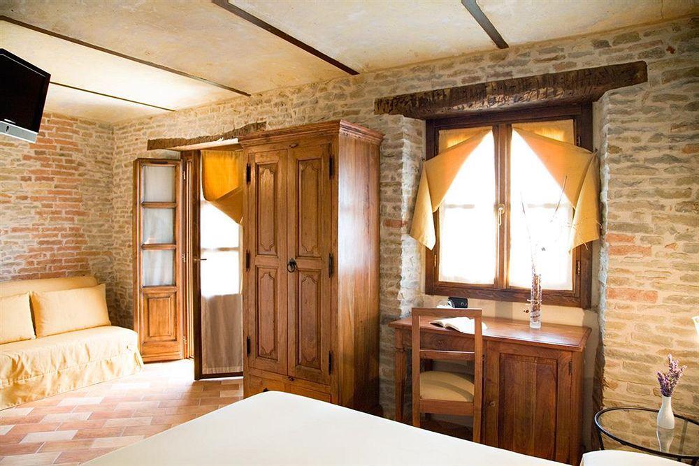 Relais Montemarino Hotell Borgomale Exteriör bild